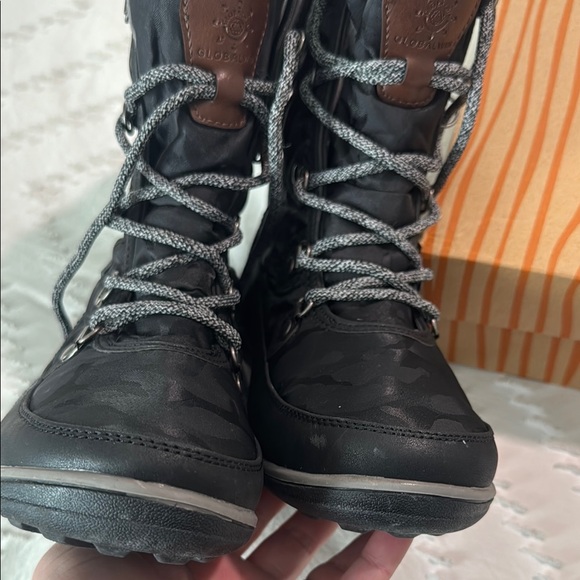 EUC Women’s Global Win Black and Gray Snow Hiking Boots 6.5 Waterproof Insulated - Picture 2 of 8